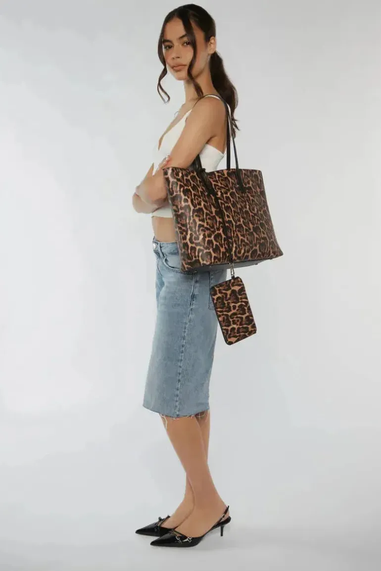 Acme Tote w Wallet