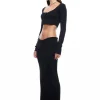 Amour Crop