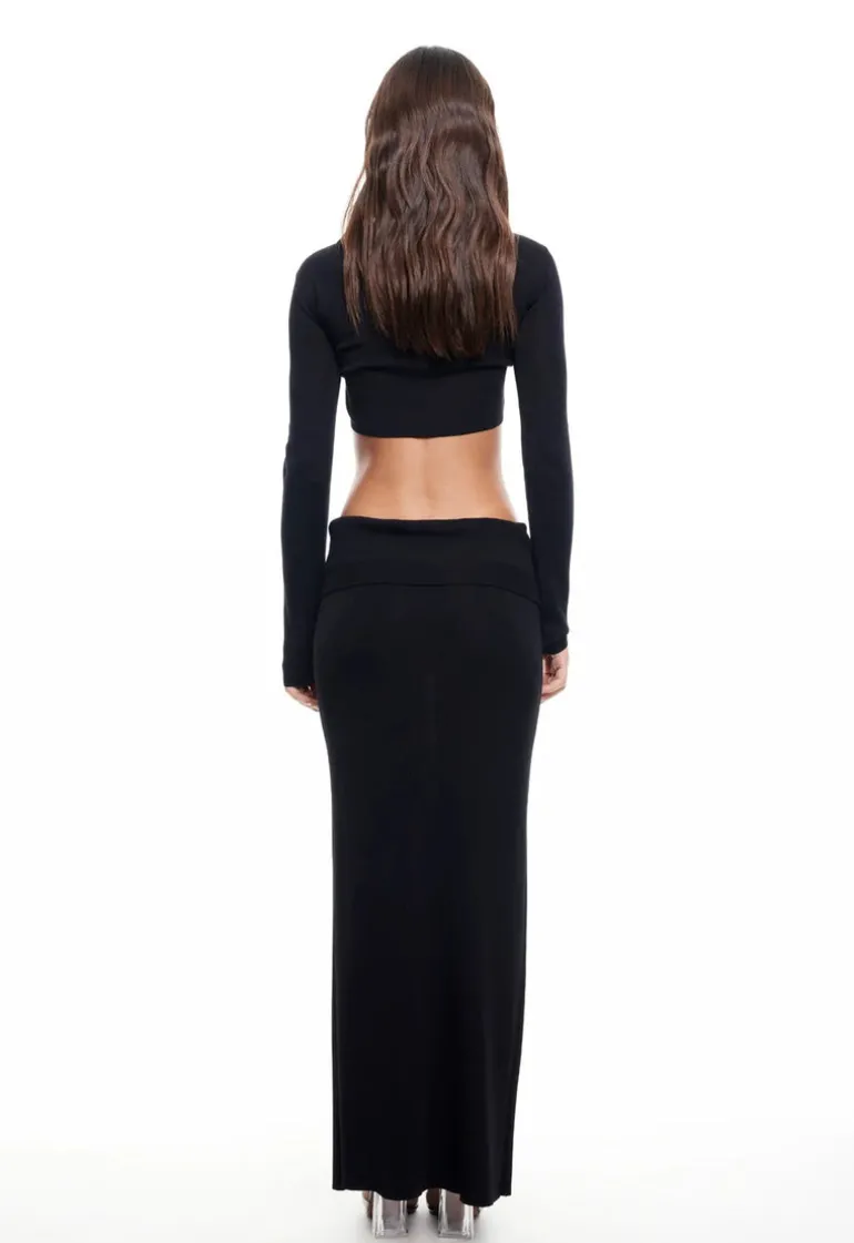 Amour Crop