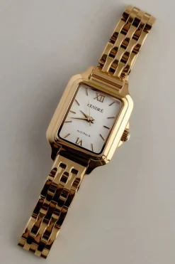 AVA Watch . White .
