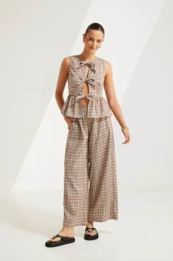 Baylor Check Tie Front Top
