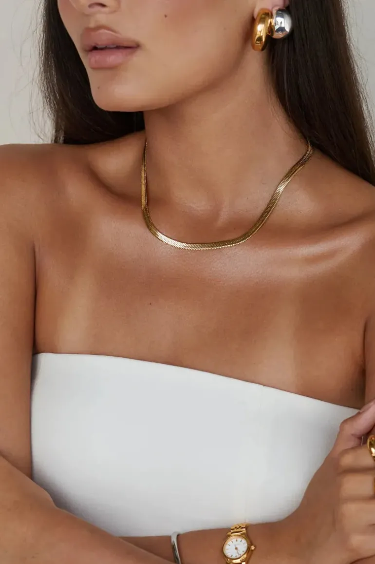 Beau Necklace