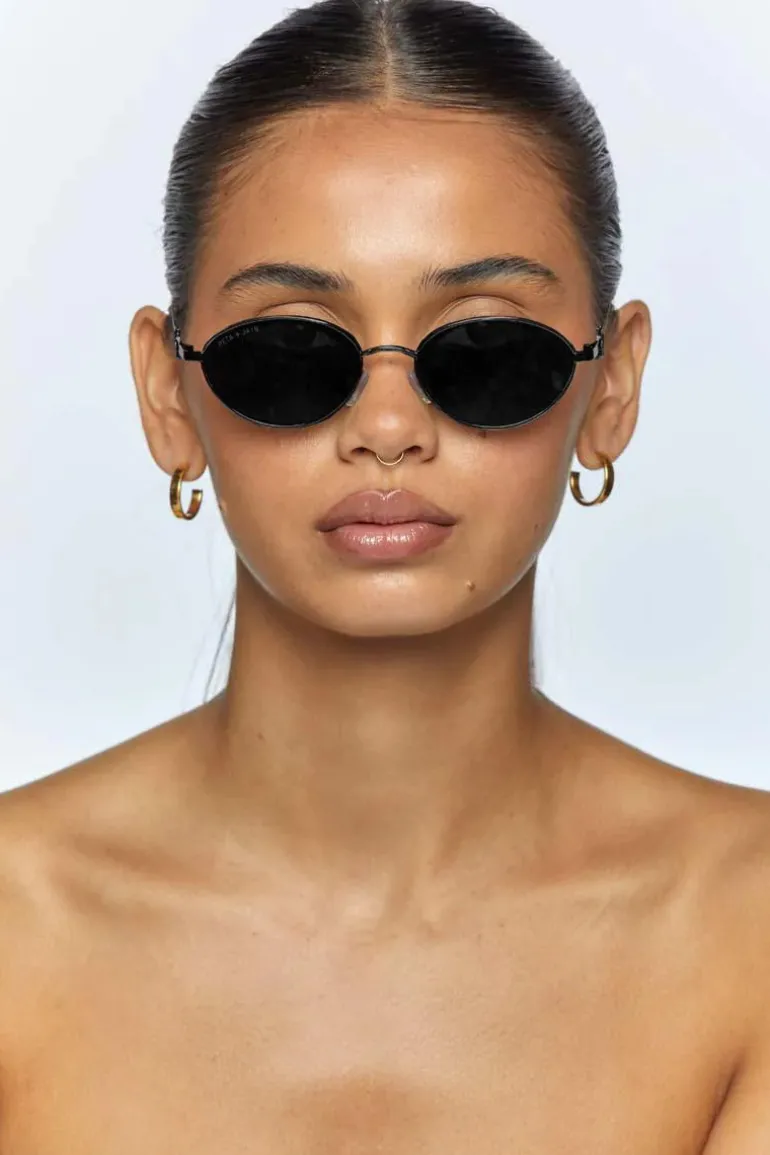 Calista Frame Sunnies