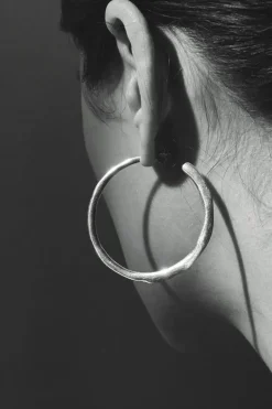 CIRCE HOOP EARRING GOLD