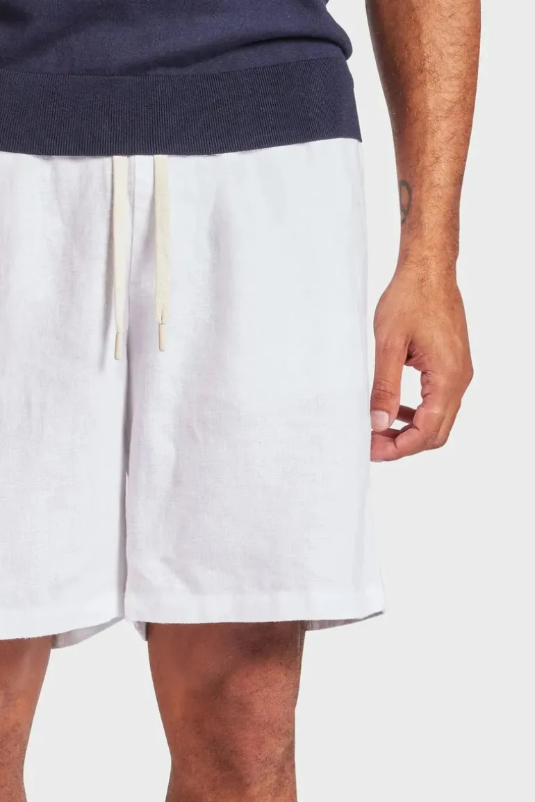 Jeff Linen Short