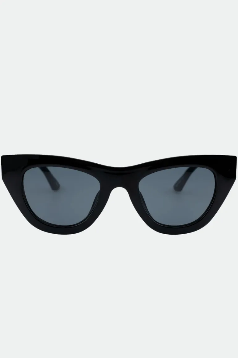 Kinni Glasses