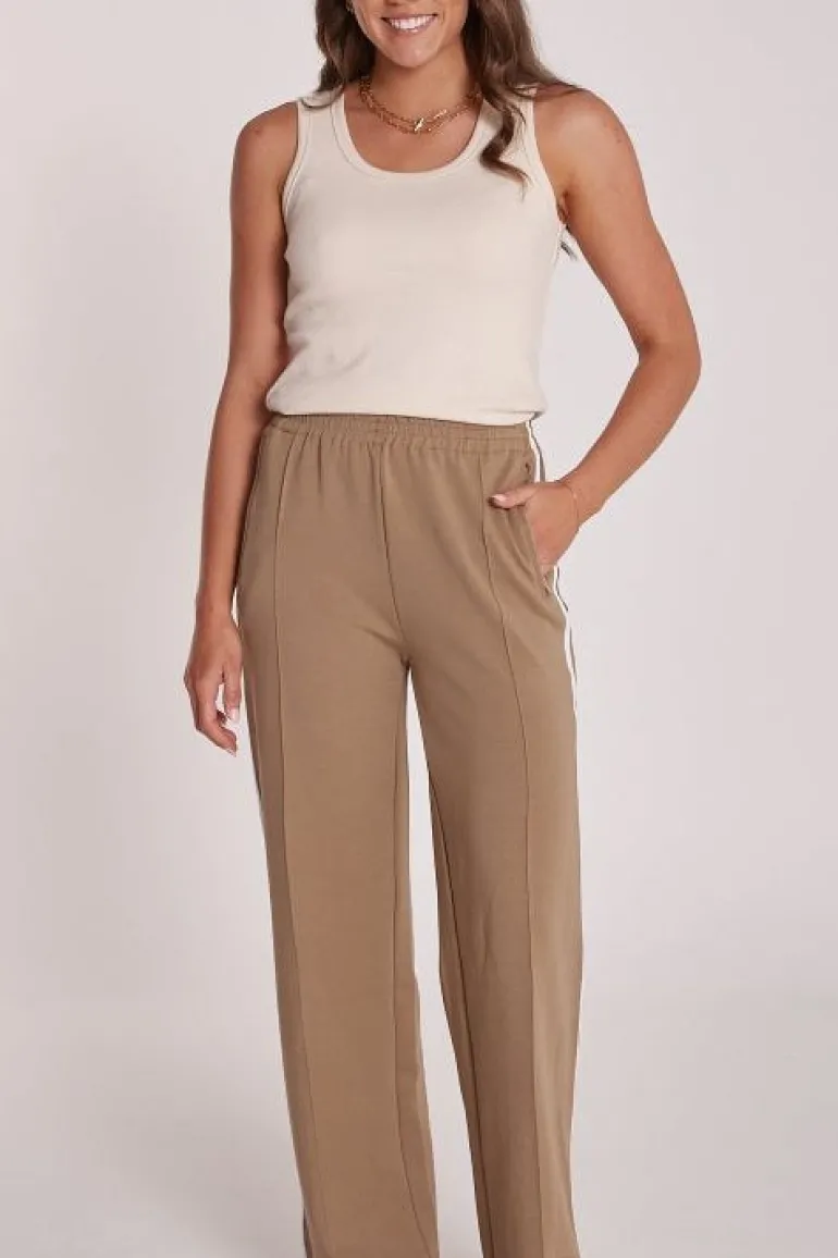 Noah Cropped Pant - Camel Stripe