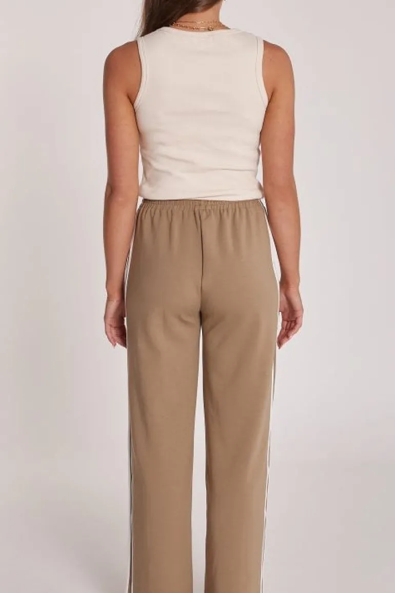 Noah Cropped Pant - Camel Stripe