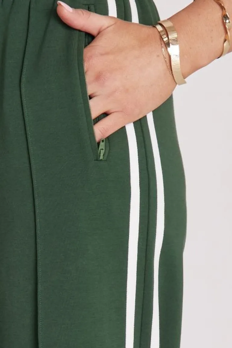 Noah Cropped Pant - Green Stripe