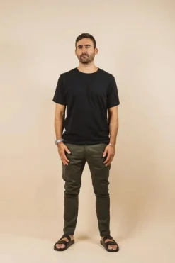 RILEY SLIM CHINO