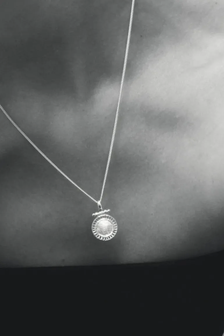SOLAR NECKLACE SILVER