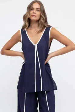 TWO TONE TOP
